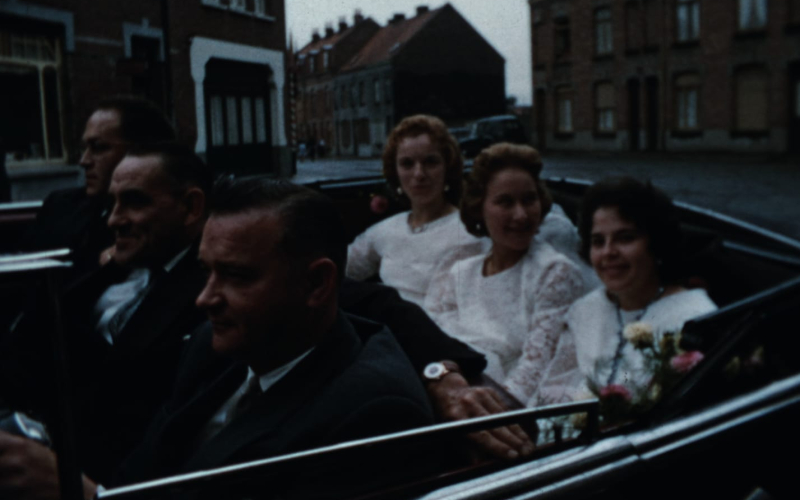 0485FS0028_1957_reine_des_nieulles_et_ses_dauphines