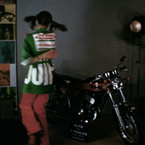 0716FI0013-Danse vert-1