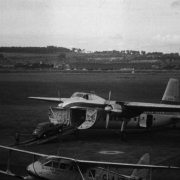 0760FN0010_1951_aeroport_touquet