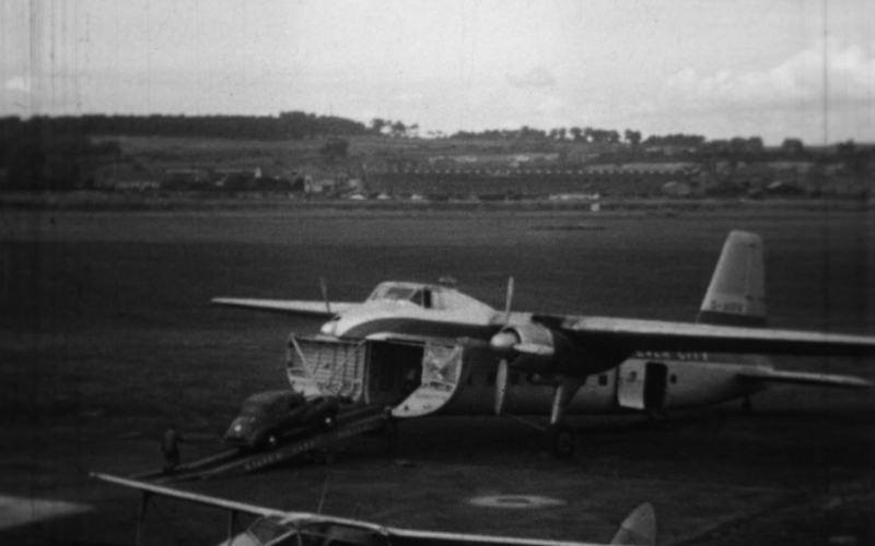 0760FN0010_1951_aeroport_touquet