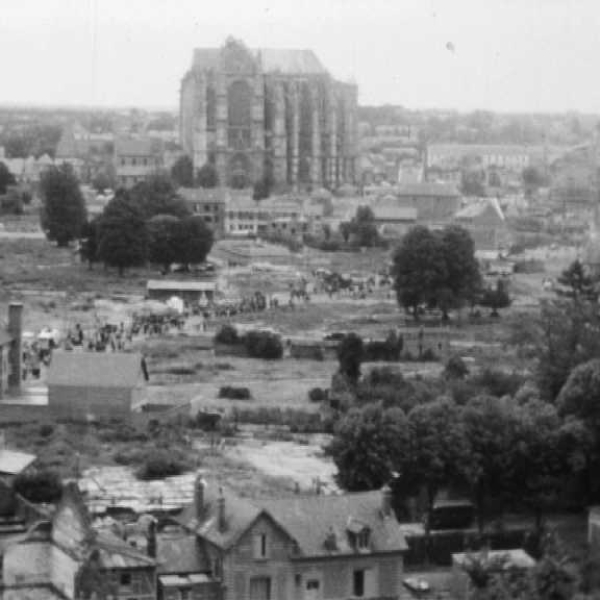 171MS14016 - Beauvais panorama.tiff
