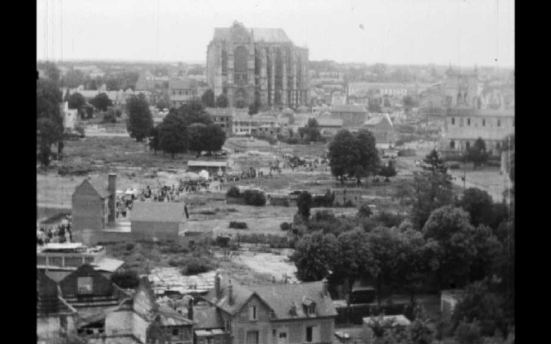 171MS14016 - Beauvais panorama.tiff
