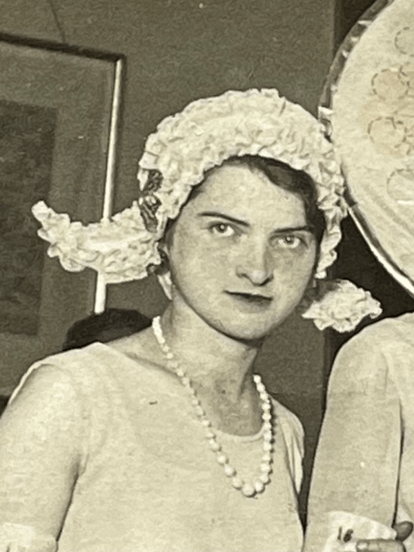 Paulette Lefebvre au concours de beauté de Montreuil-sur-Mer en 1931. Source Jérôme Damour