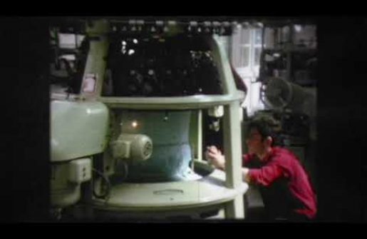 Le filmeur et l’ouvrière